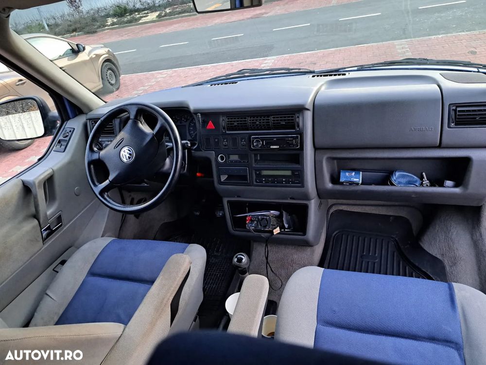 Volkswagen Multivan - 17