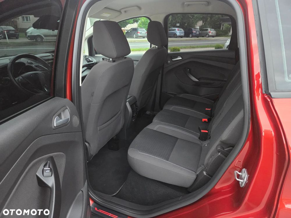 Ford C-MAX - 13