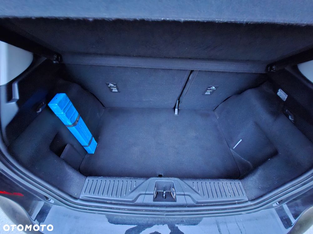 Ford Fiesta 1.0 EcoBoost S&S TITANIUM - 13