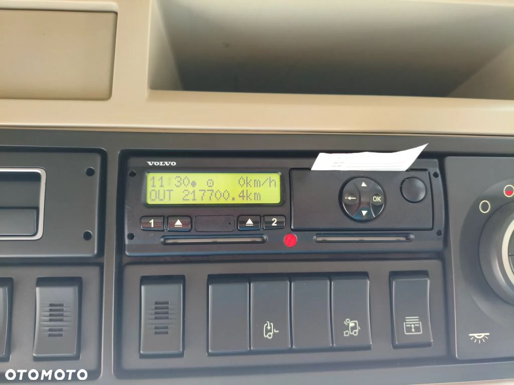 Volvo FH-16 / 750 KM / 6 x 4 / 217000 km - 34