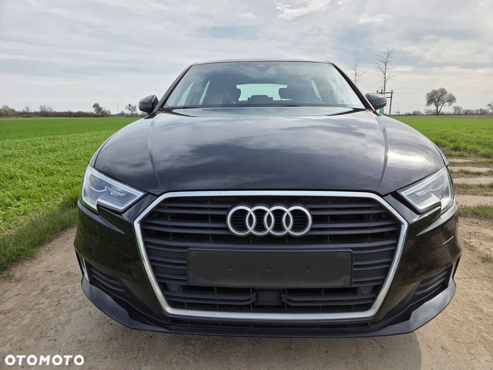 Audi A3 Sportback 1.4 TFSI S tronic Ambiente - 17