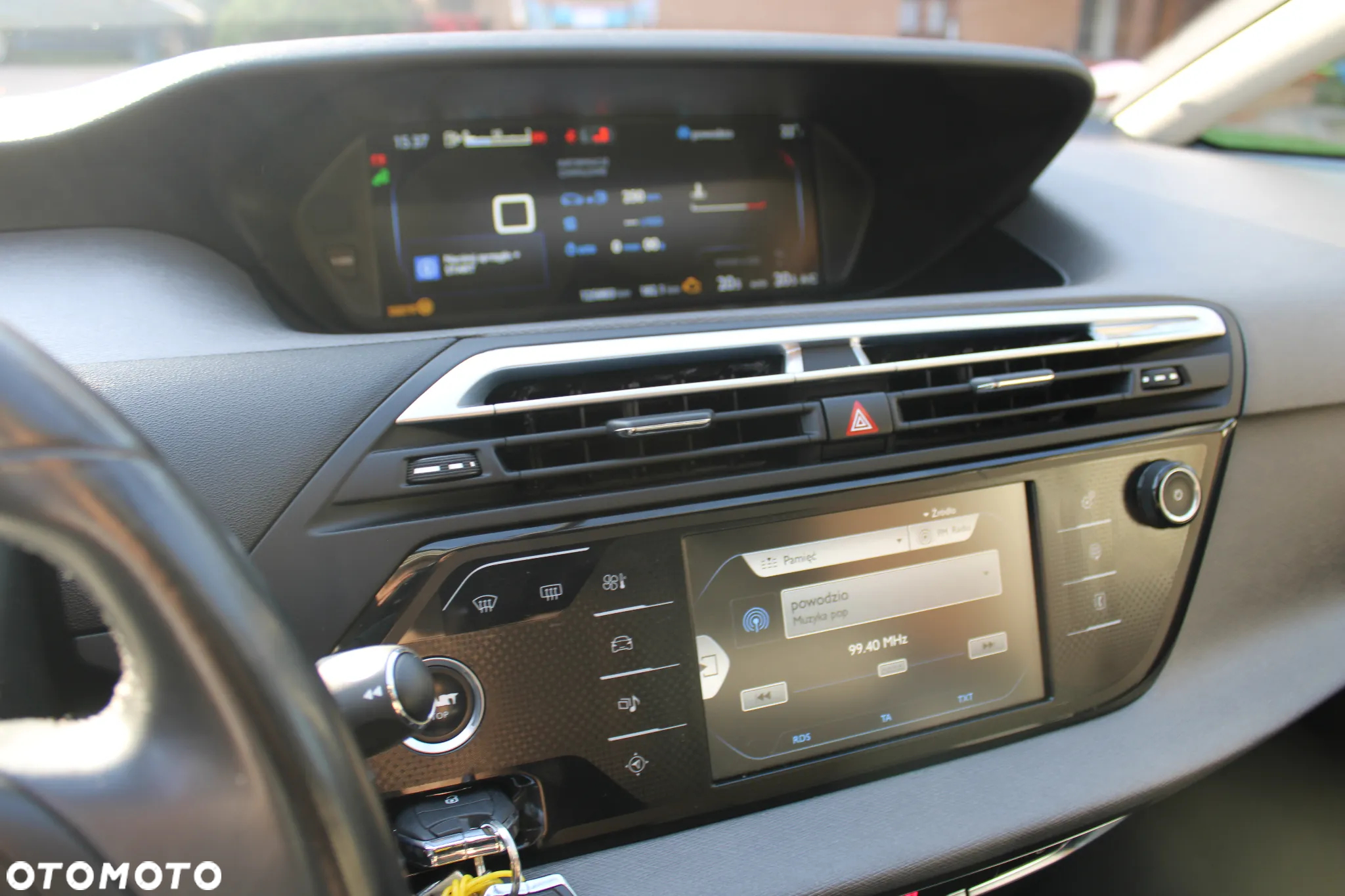 Citroën C4 Picasso - 10
