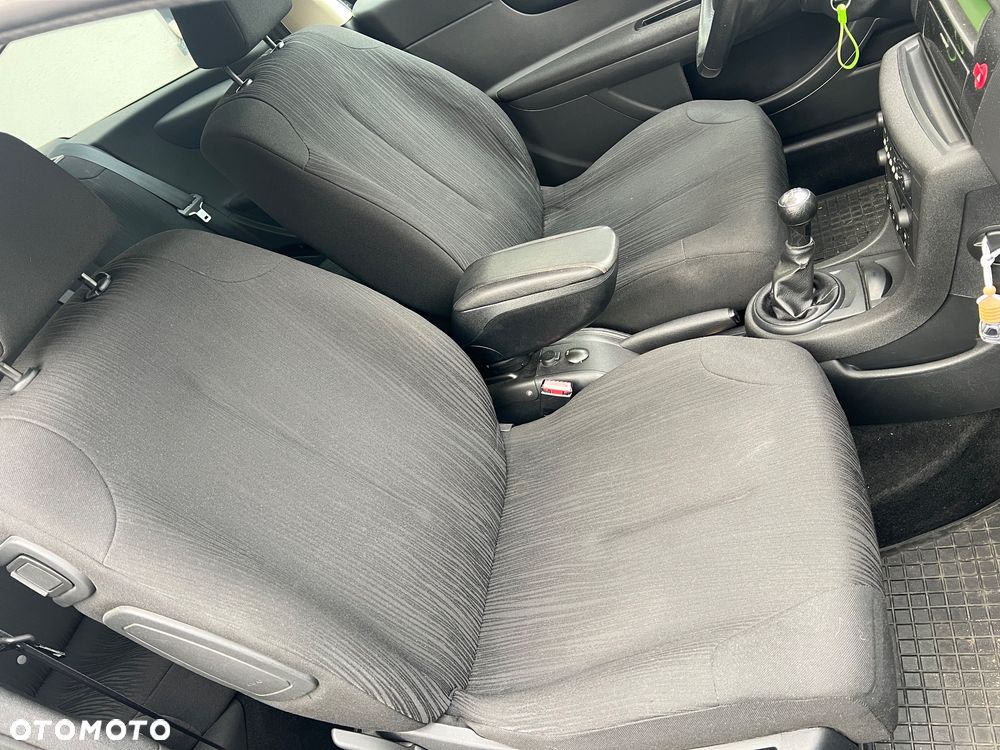 Citroën C4 1.4 16V Equilibre - 17