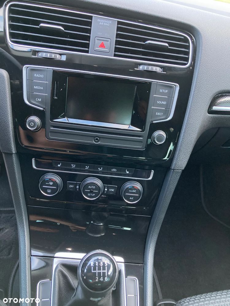 Volkswagen Golf 1.4 TSI BlueMotion Technology Cup - 14