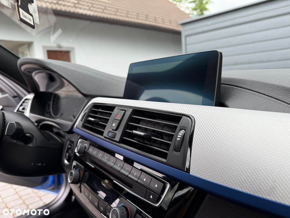 BMW Seria 3 320d xDrive M Sport - 27