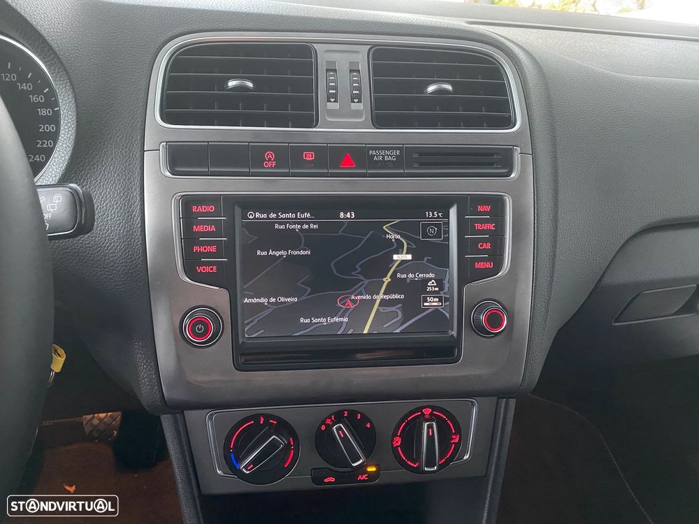 VW Polo 1.0 Confortline Nav - 15