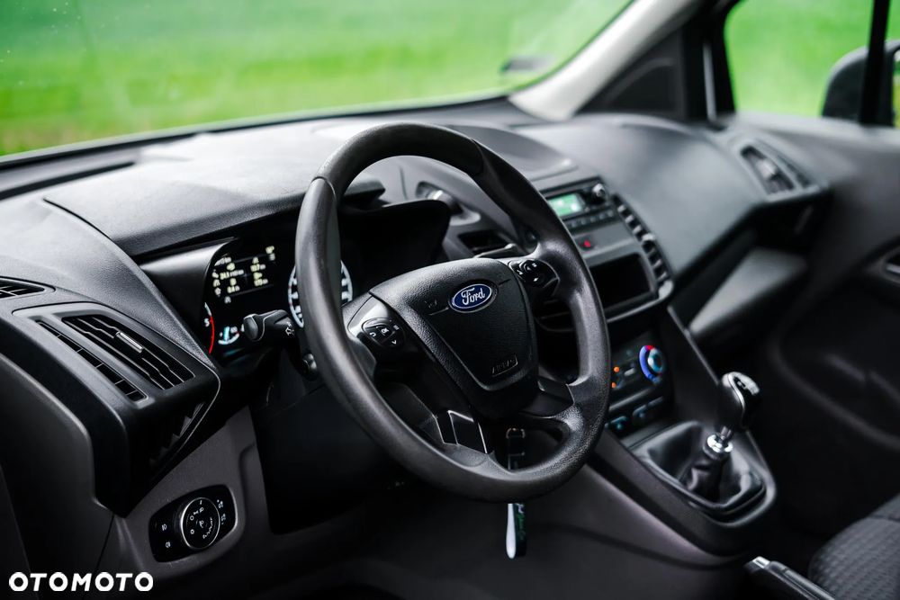 Ford Transit Connect - 8