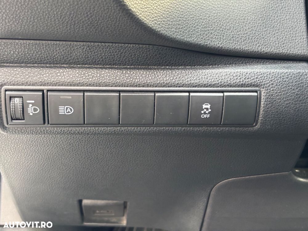 Toyota Corolla 1.8 HSD Eco - 24