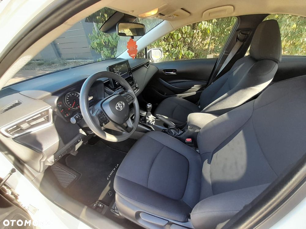 Toyota Corolla 1.5 Active - 16