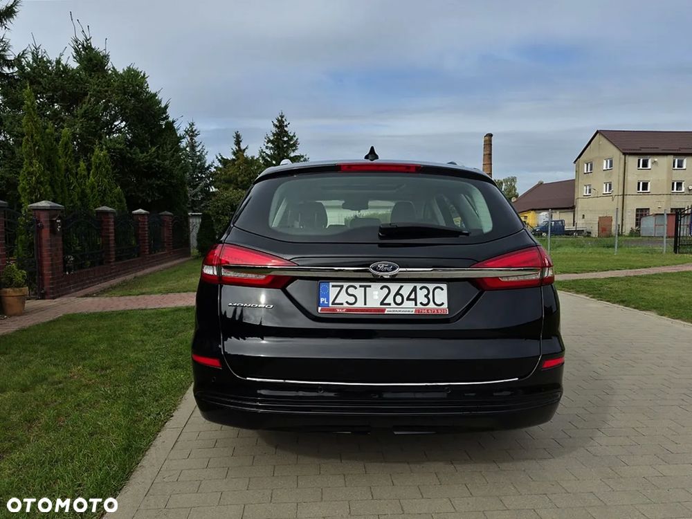 Ford Mondeo 2.0 Hybrid Executive Plus - 28