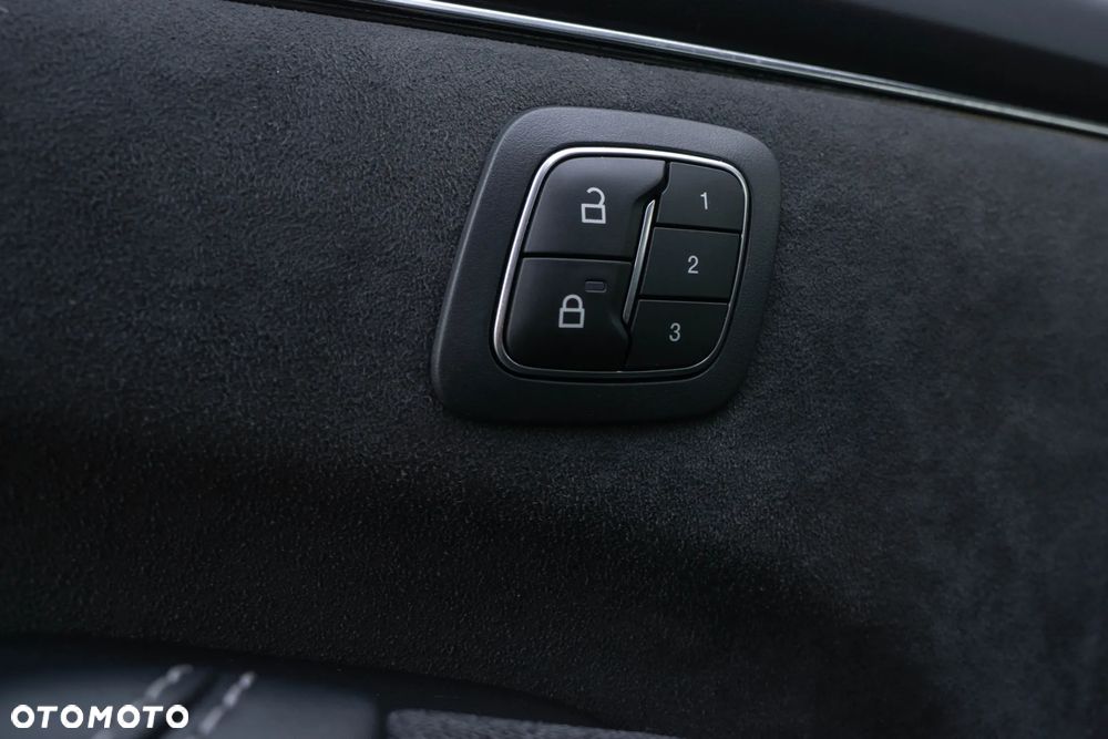 Ford Mustang Mach-E 98kWh AWD GT - 17