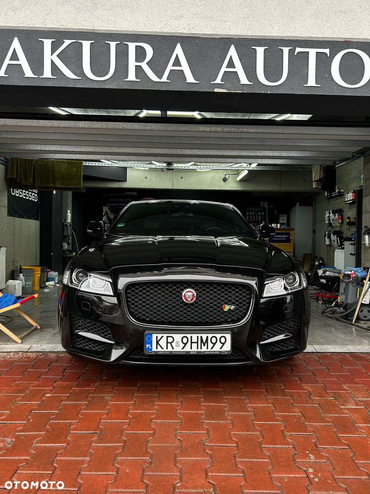 Jaguar XF 2.0 i4D AWD R-Sport - 4