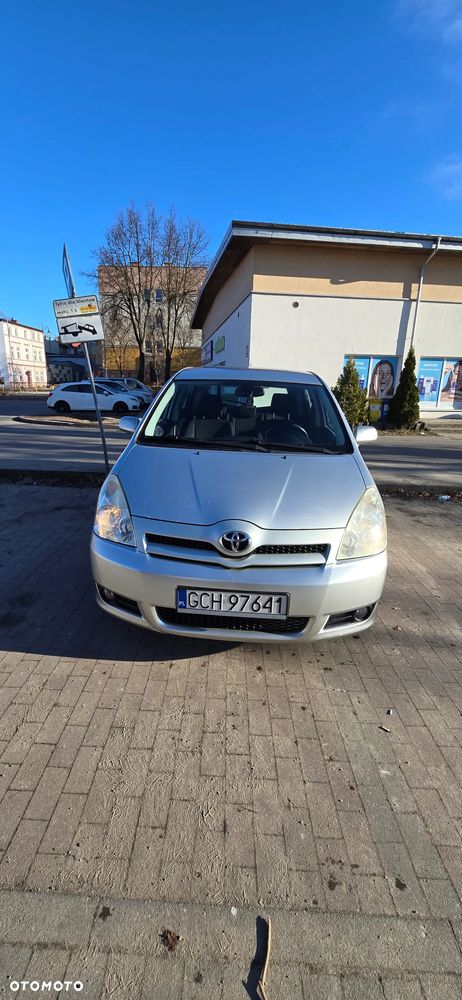 Toyota Corolla Verso - 2