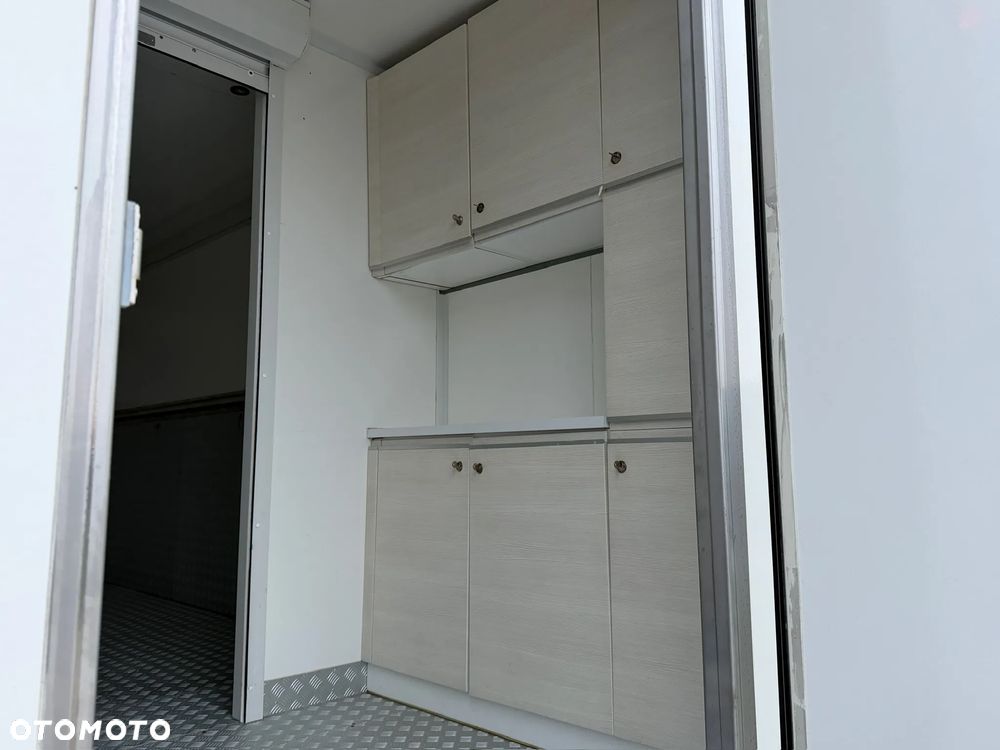 Renault D 7.5 // EKSPOZYCJA // SKLEP MOBILNY // ZABUDOWA WYSTAWOWA // SHOWROOM MOBILNY // - 23