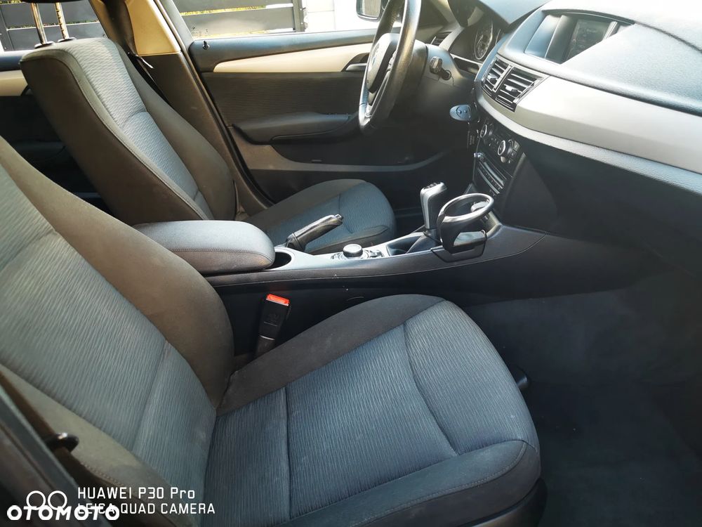 BMW X1 sDrive18i - 9
