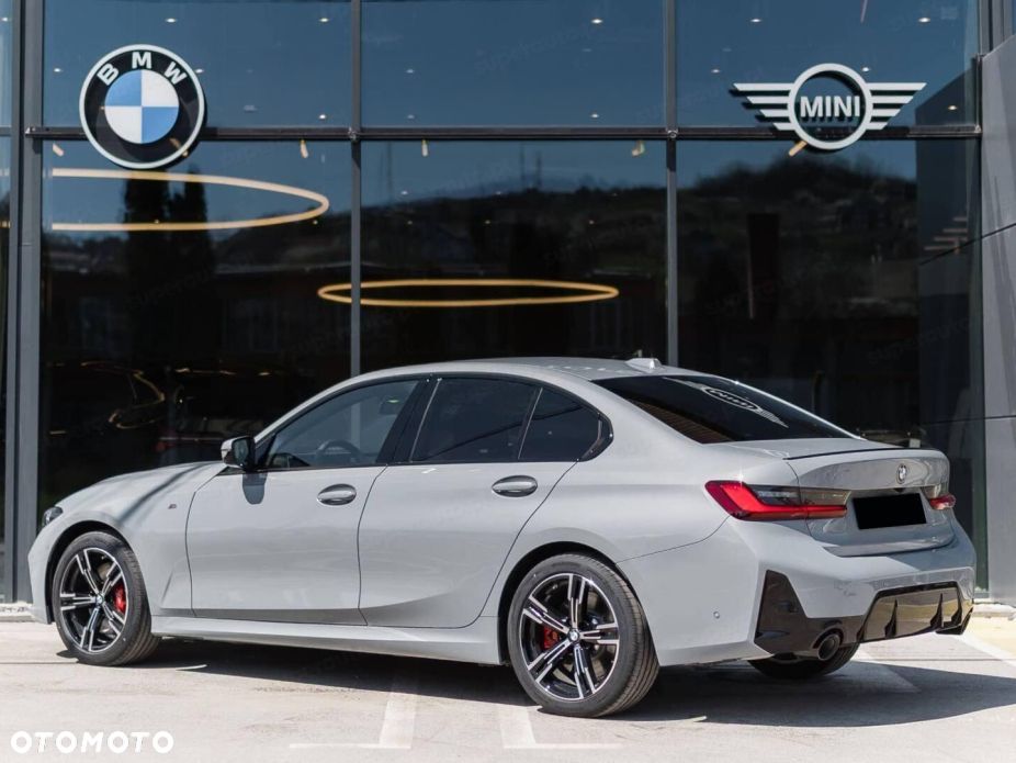BMW Seria 3 320d xDrive mHEV M Sport - 3