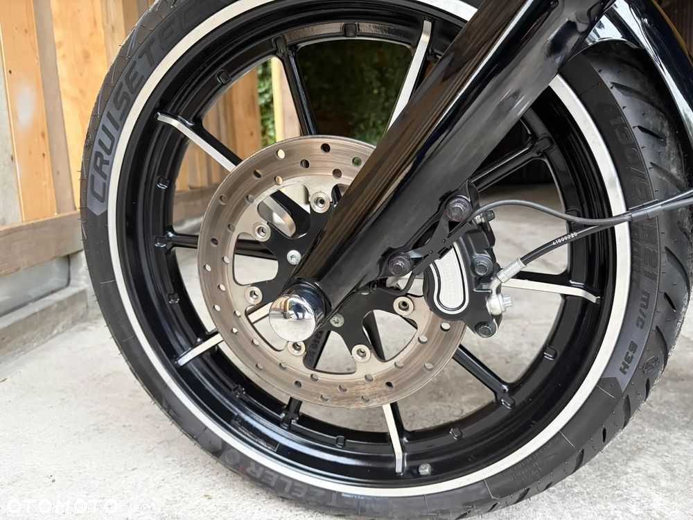 Harley-Davidson FXSB Breakout - 21