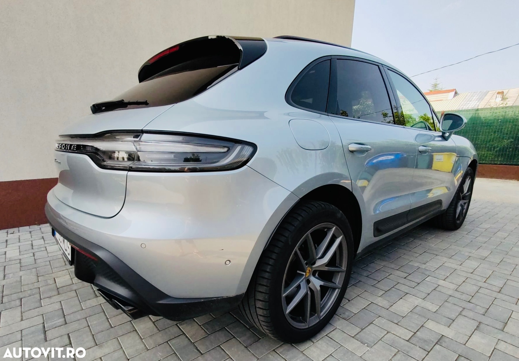 Porsche Macan - 2