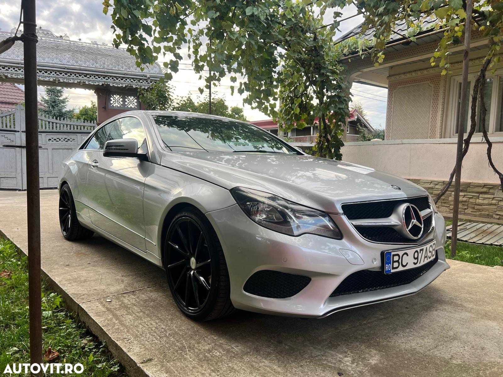 Mercedes-Benz E - 5