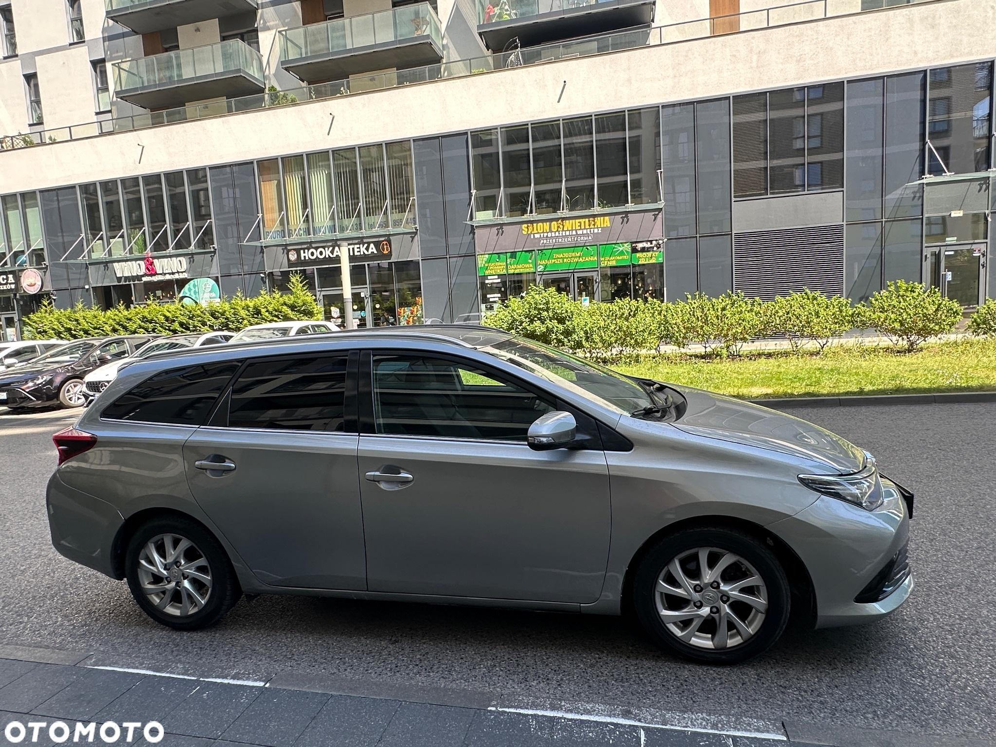 Toyota Auris 1.8 VVT-i Hybrid Automatik Comfort - 3