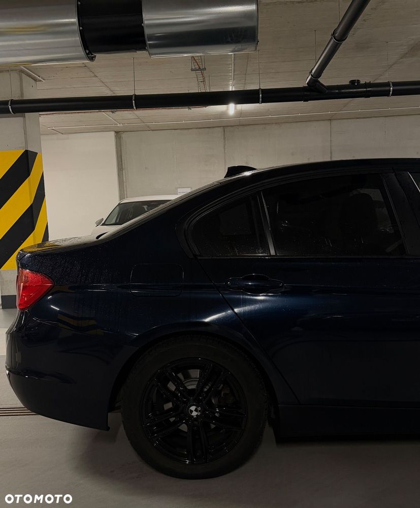 BMW Seria 3 - 2