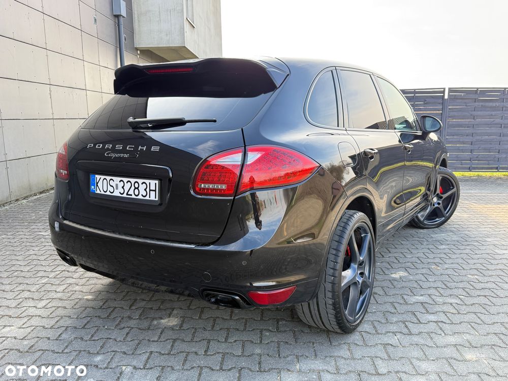 Porsche Cayenne Tiptronic S - 11