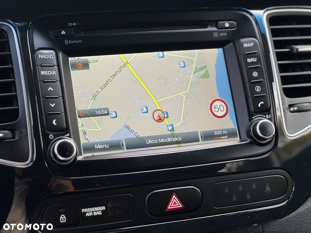 Kia Carens 1.6 GDI XL 7os - 27