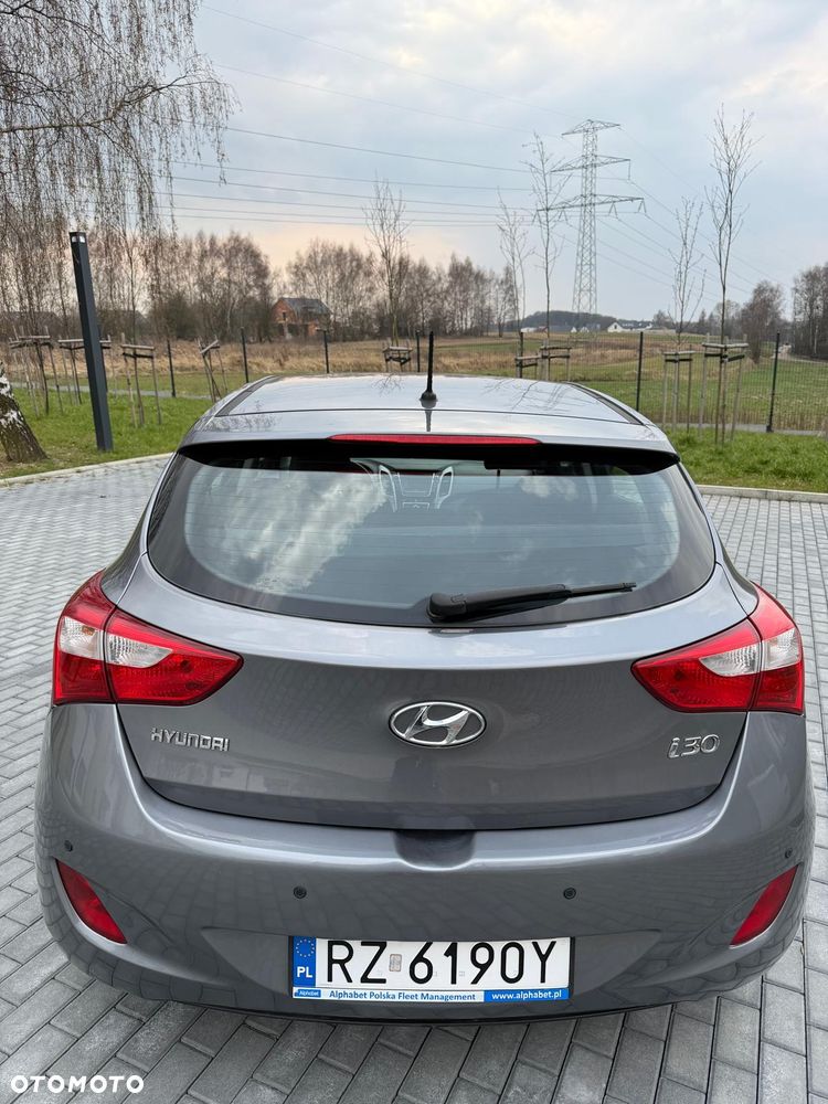 Hyundai i30 1.4 Classic + - 4