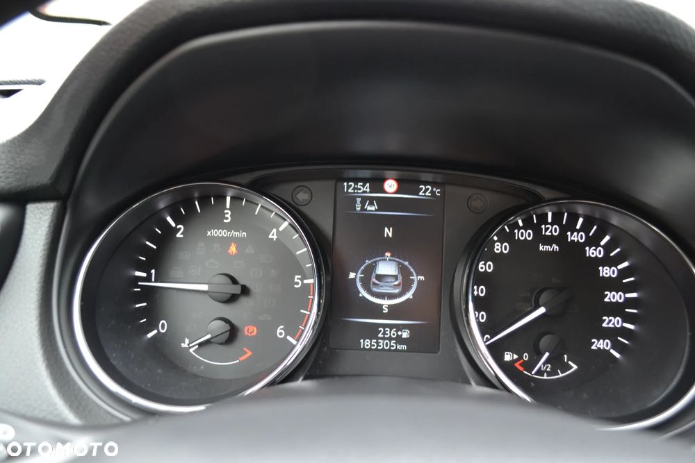 Nissan Qashqai 1.6 DCi Tekna - 34