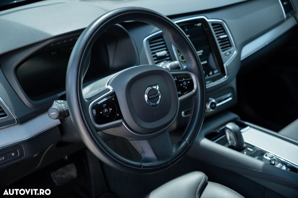 Volvo XC 90 T8 AWD Recharge Geartronic Inscription Edition - 10