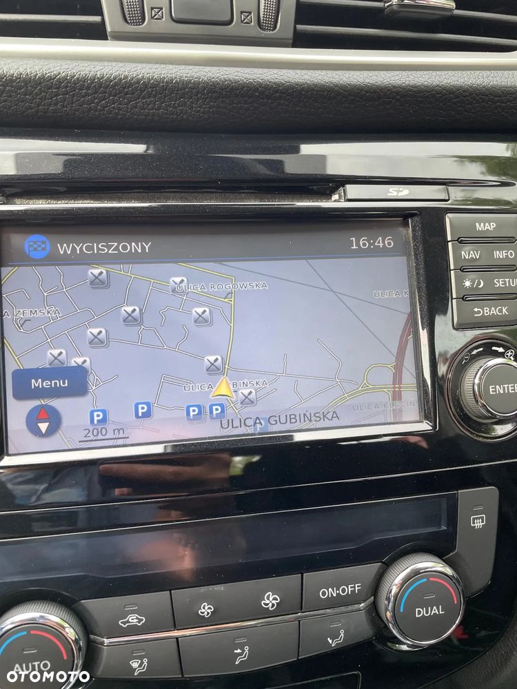 Nissan Qashqai 1.6 DIG-T N-Connecta - 19