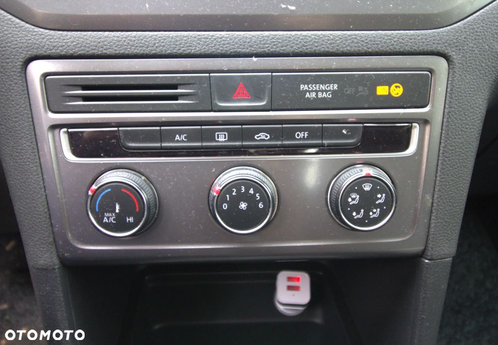 Volkswagen Golf Sportsvan 1.6 TDI BlueMotion Comfortline - 27