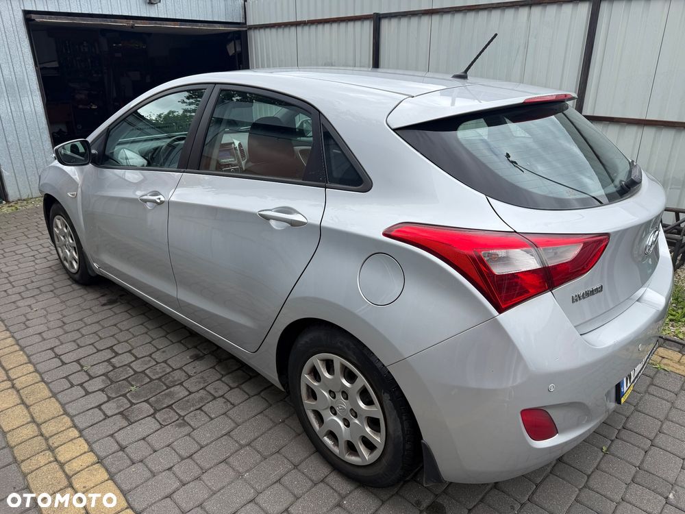 Hyundai i30 1.4 Comfort - 2