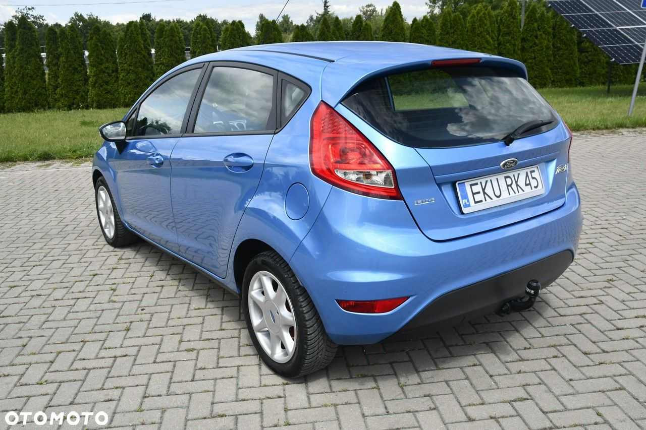 Ford Fiesta - 11