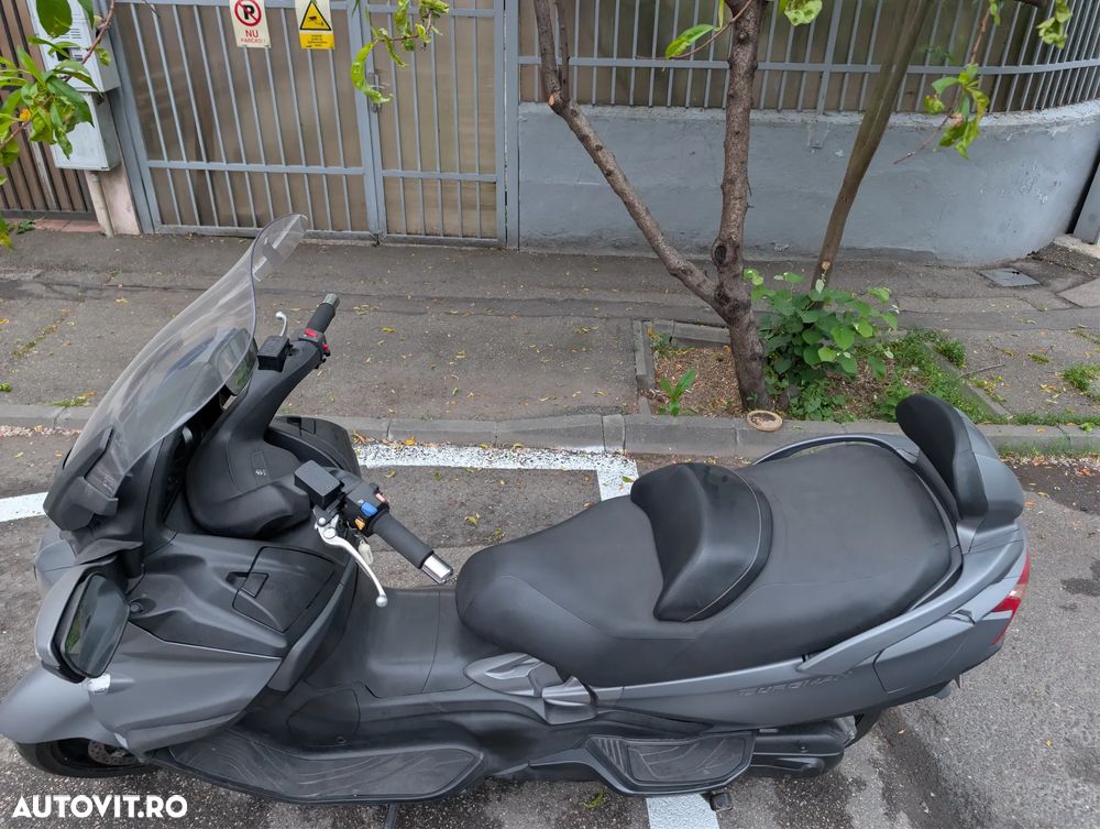 Suzuki AN 650 Burgman - 18