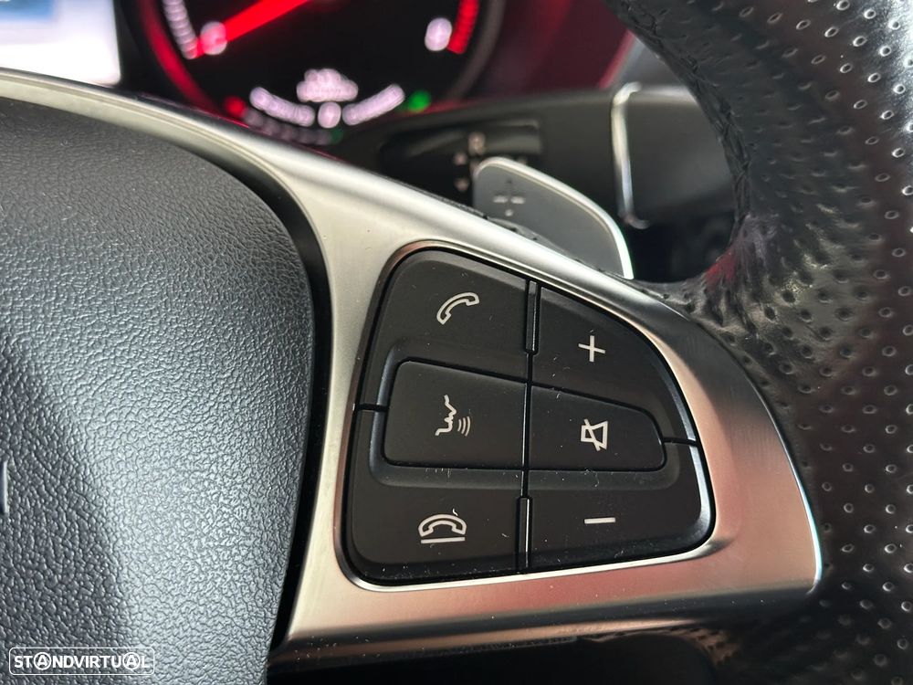 Mercedes-Benz GLC 350 e 4Matic 7G-TRONIC AMG Line - 24