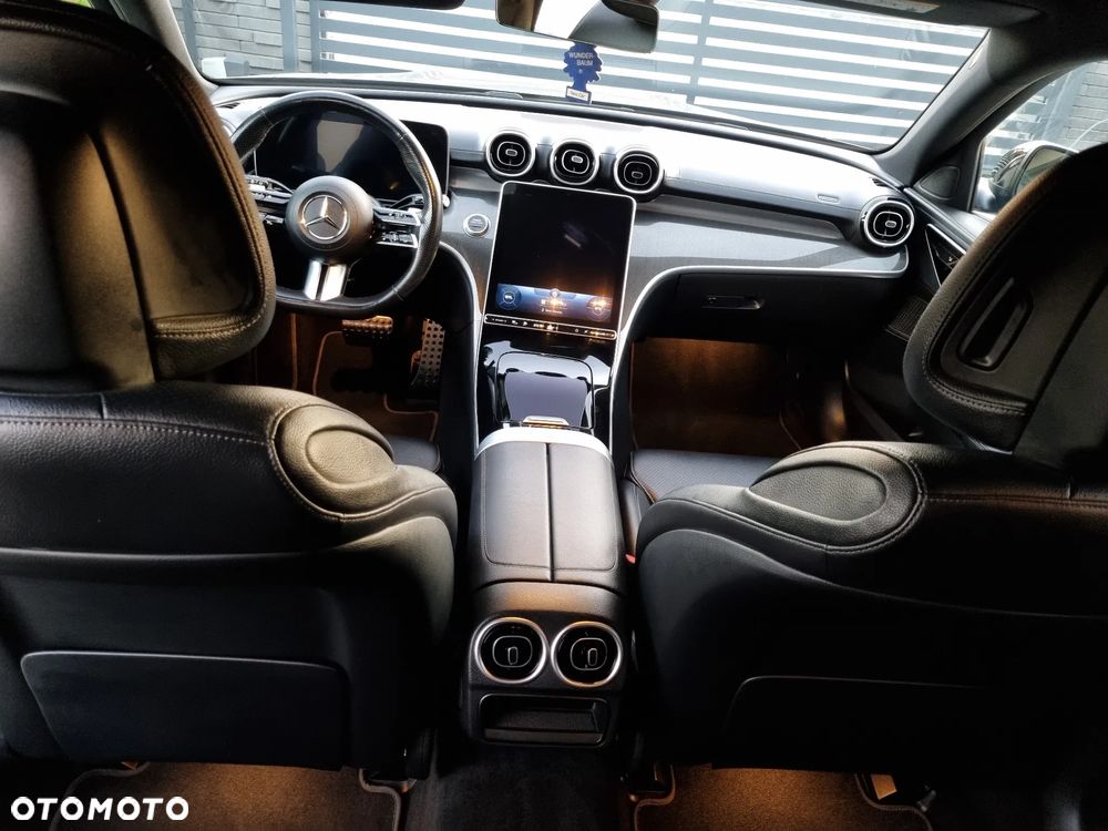 Mercedes-Benz Klasa C 300 e PHEV AMG - 16