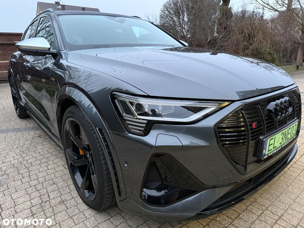 Audi e-tron - 4