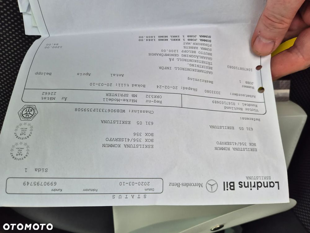 Mercedes-Benz Sprinter - 24