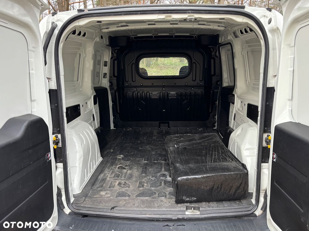 Fiat Doblo - 8