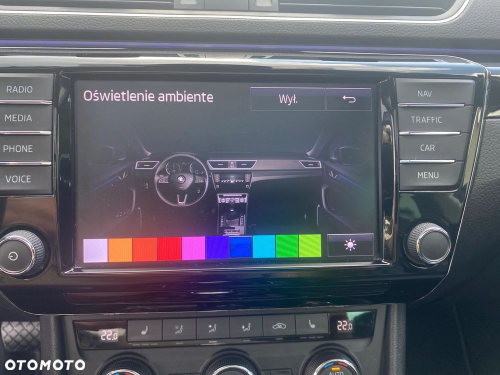 Skoda Superb 2.0 TDI L&K DSG - 26
