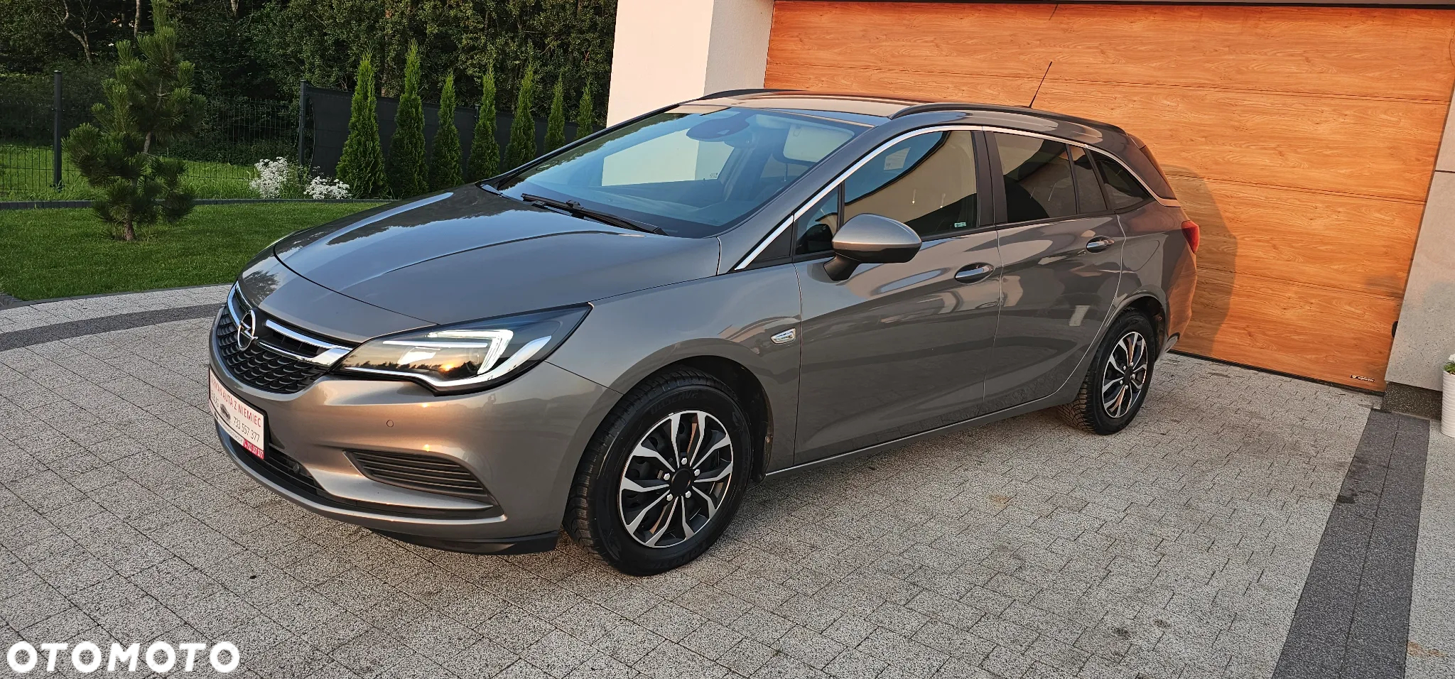 Opel Astra 1.4 Turbo Start/Stop Sports Tourer Dynamic - 31