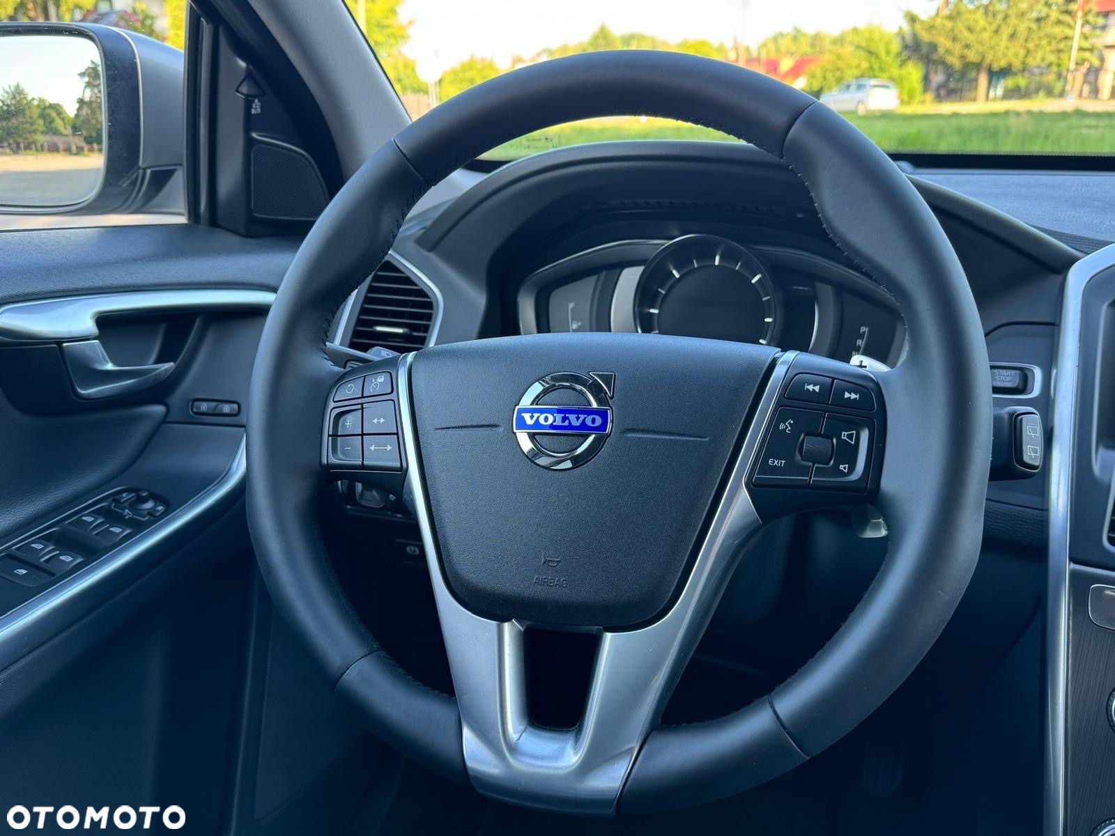 Volvo XC 60 D4 Drive-E Summum - 28