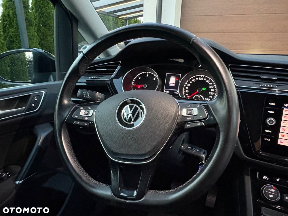 Volkswagen Touran 2.0 TDI SCR (BlueMotion Technology) DSG Highline - 34