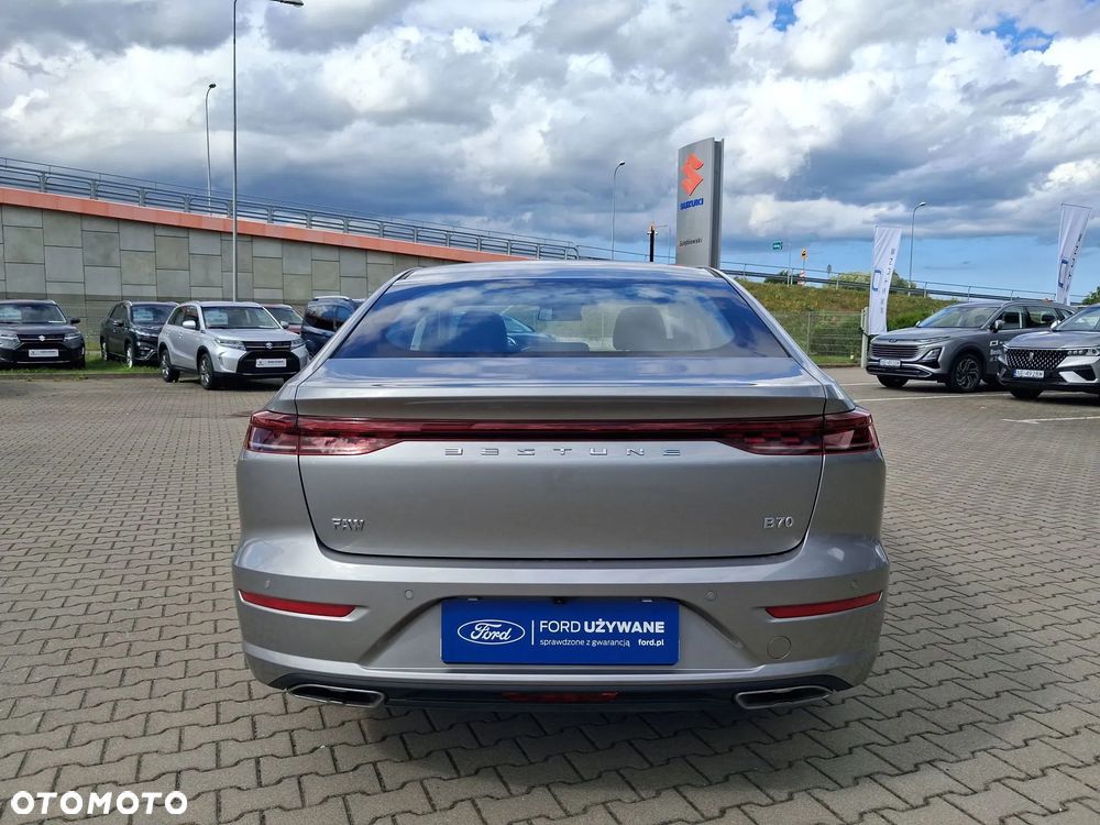 Bestune B70 - 14
