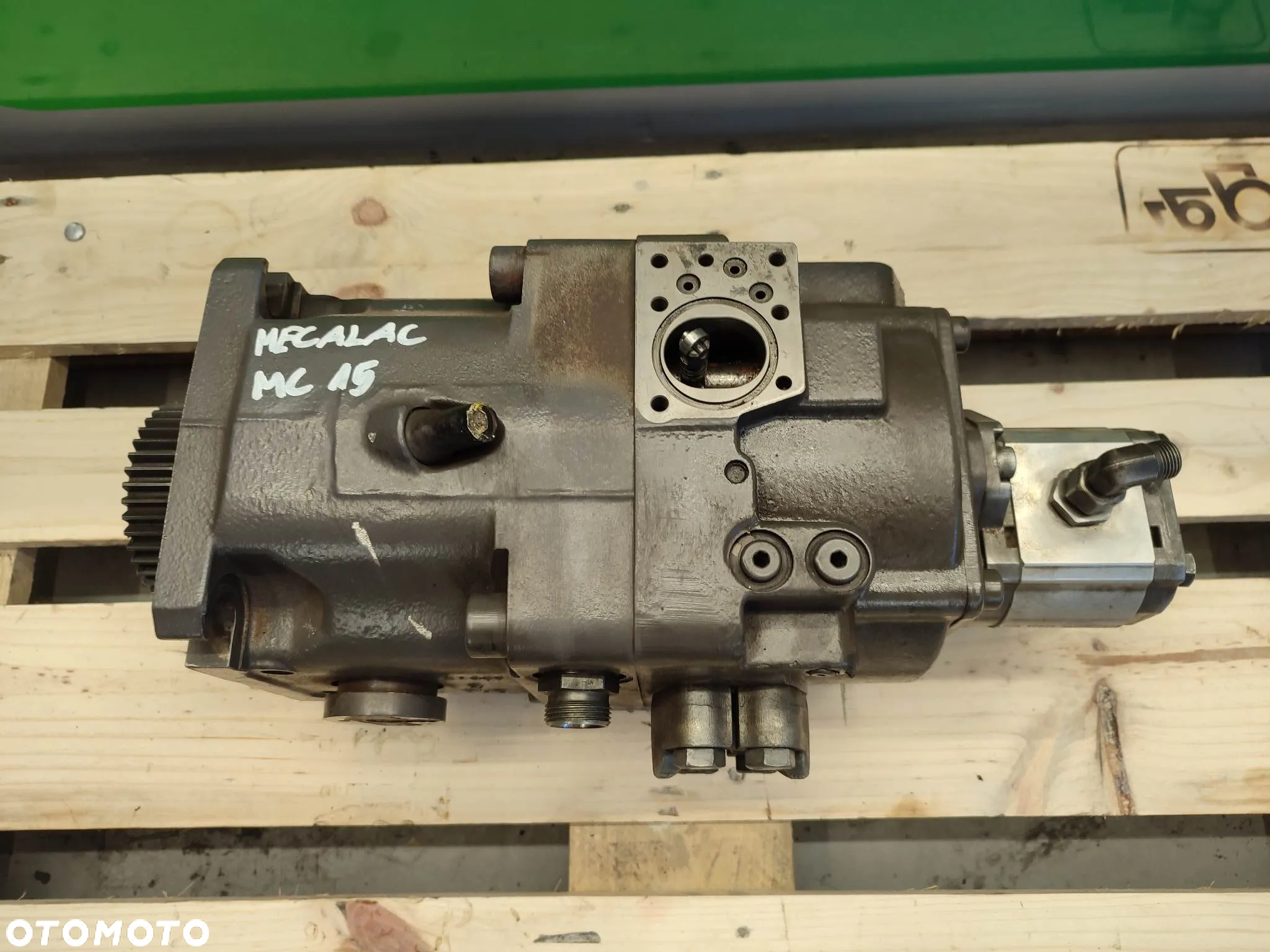 Pompa hydrauliczna Mecalac Mc 15 (A11VL0130LE1S1) - 2