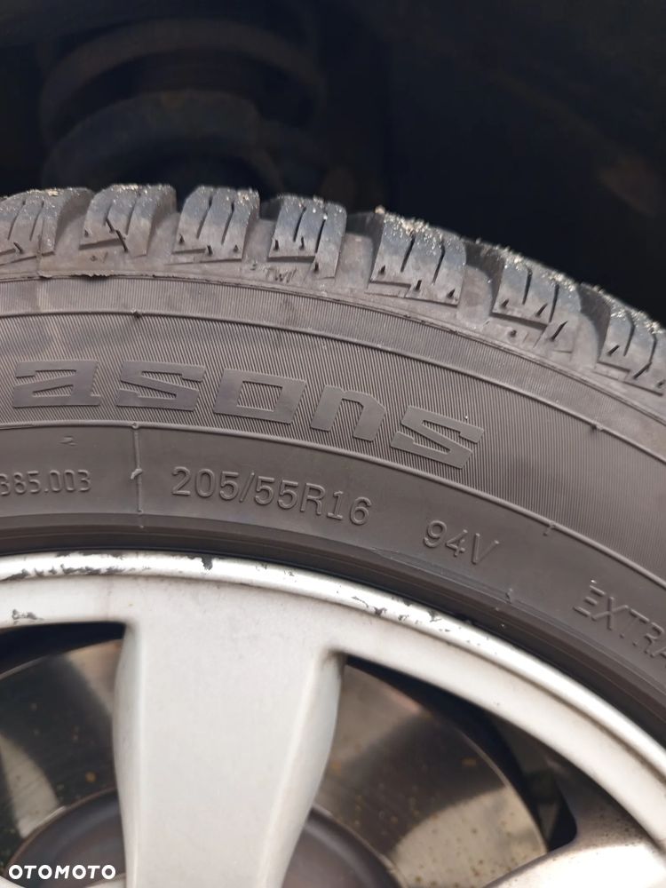 Volvo V50 2010 photo 4