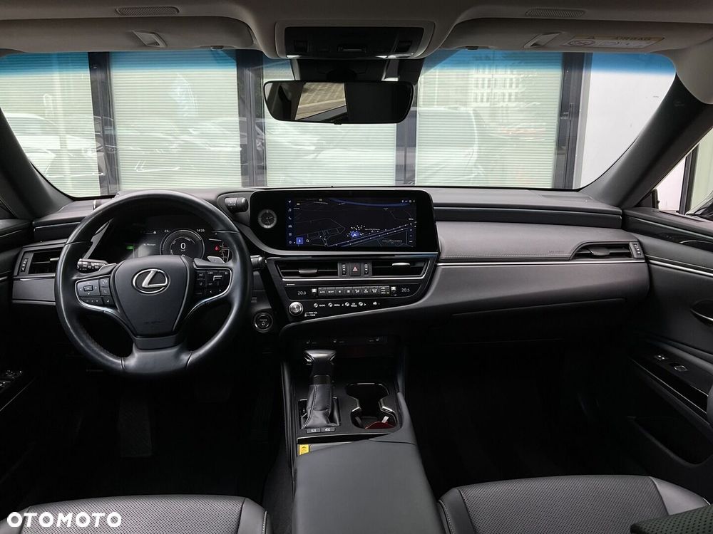 Lexus ES 300h Business Edition - 9