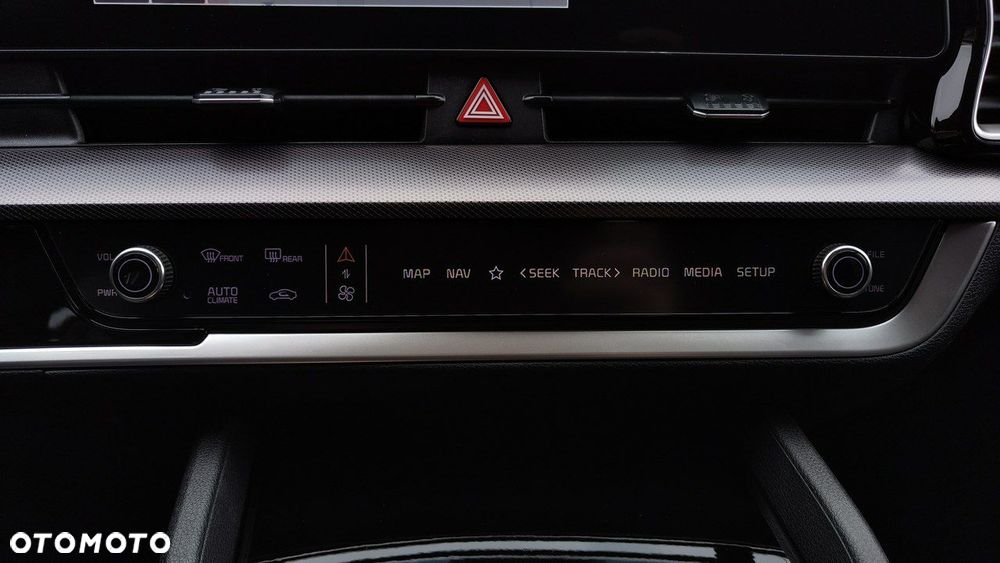 Kia Sportage 1.6 T-GDI HEV Business Line 2WD - 24