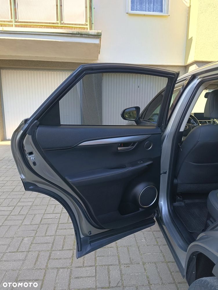 Lexus NX 200t Comfort AWD - 10